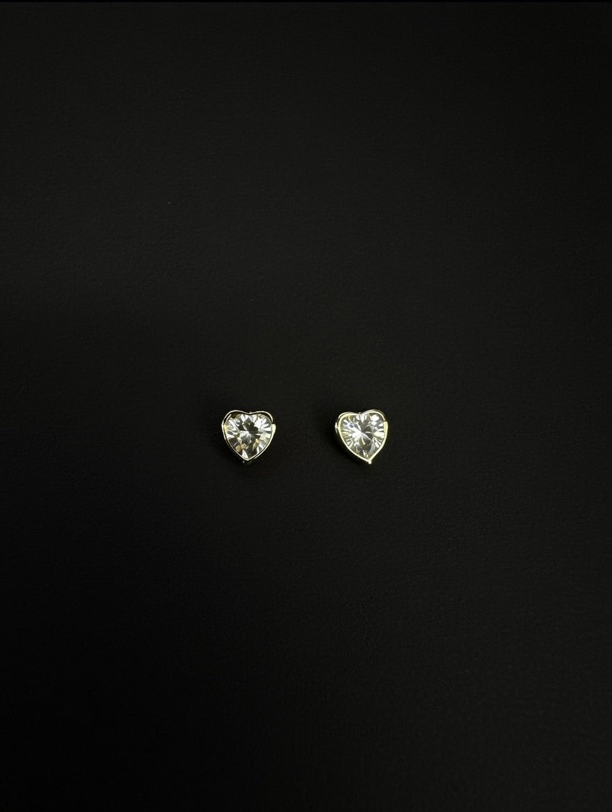 14KT 4mm Heart Shaped White CZ Stud Earrings (Screw Back)