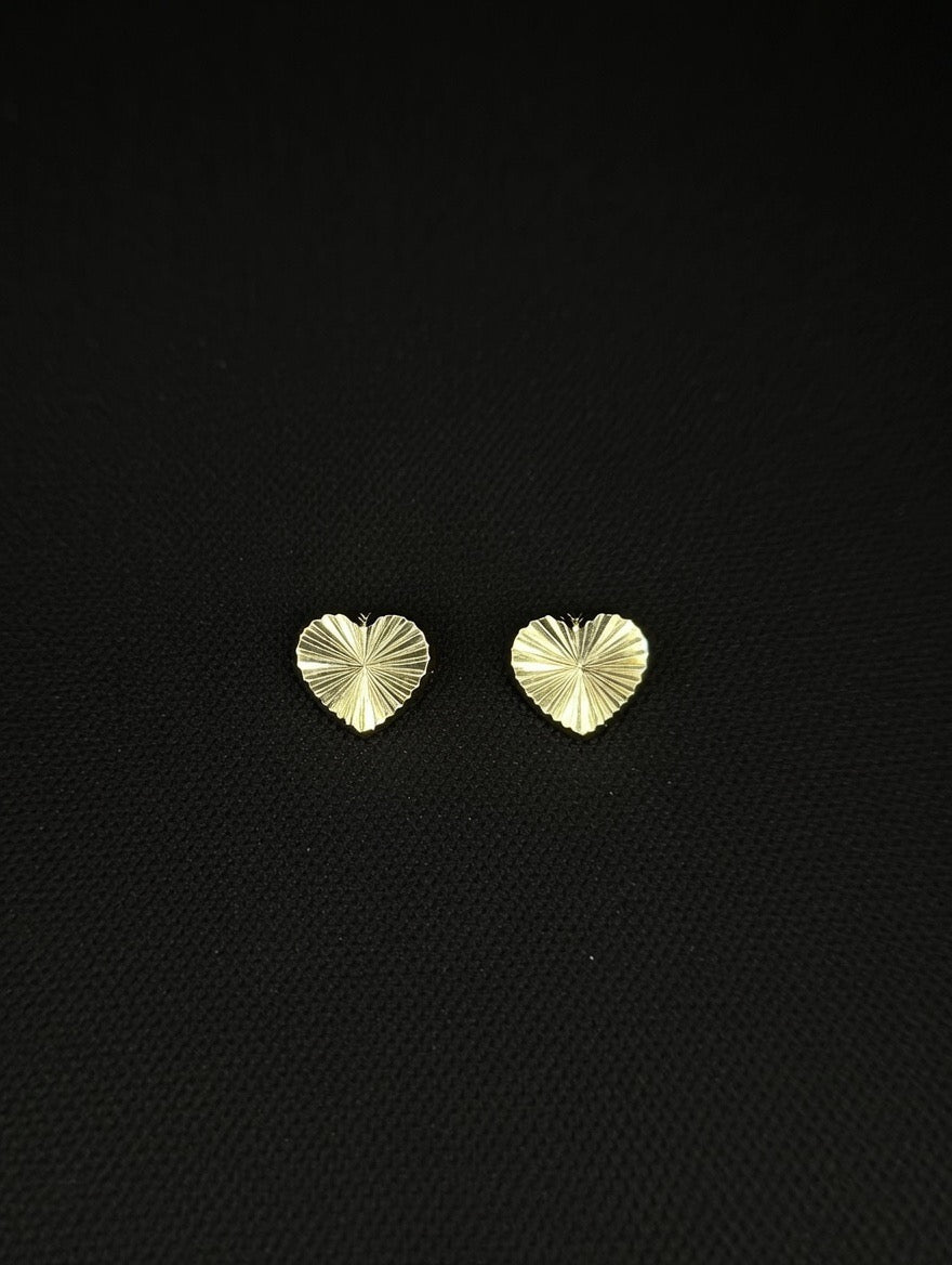 14KT Heart Shape Stud Earrings w/ Screw Back